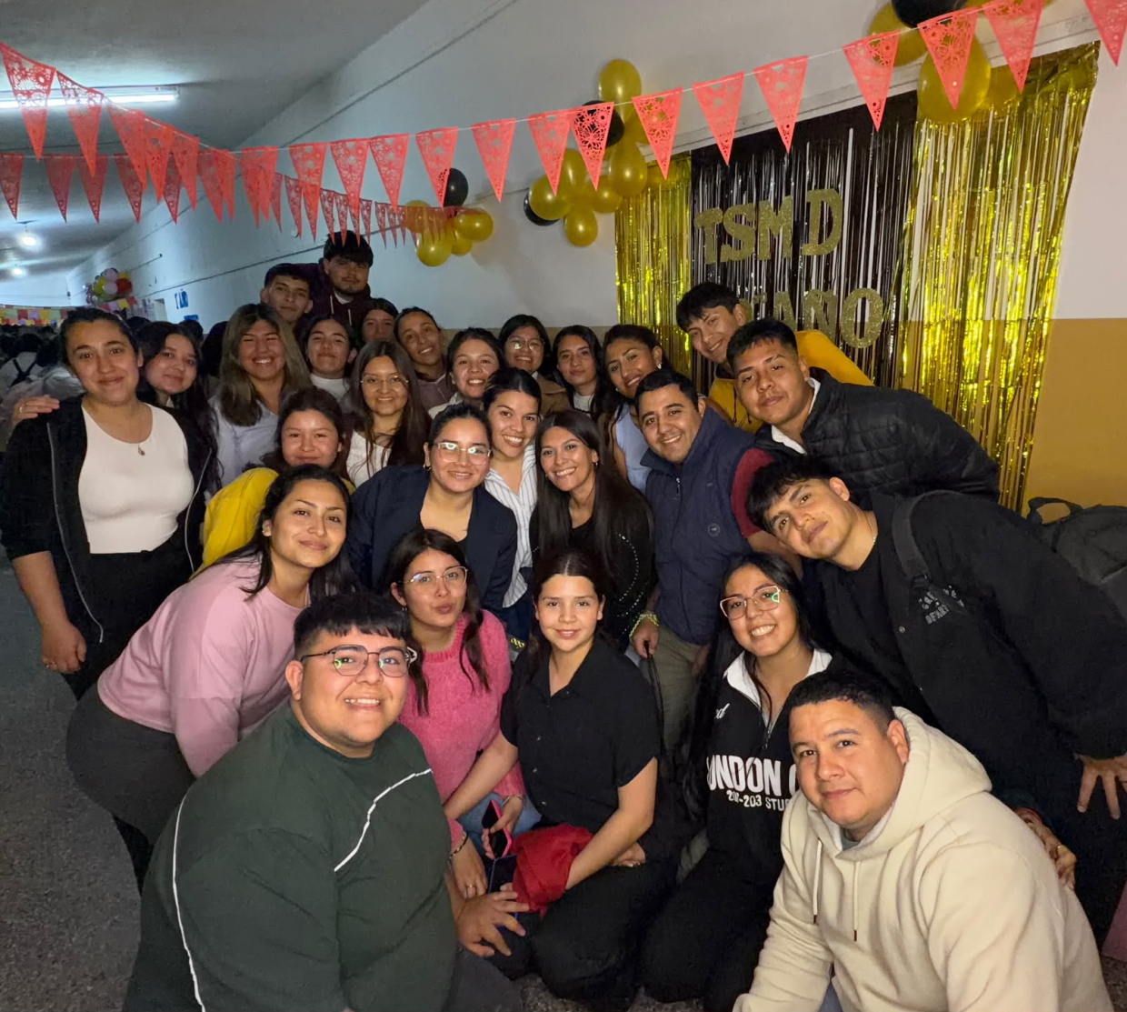 Futuros profesionales expusieron sus producciones